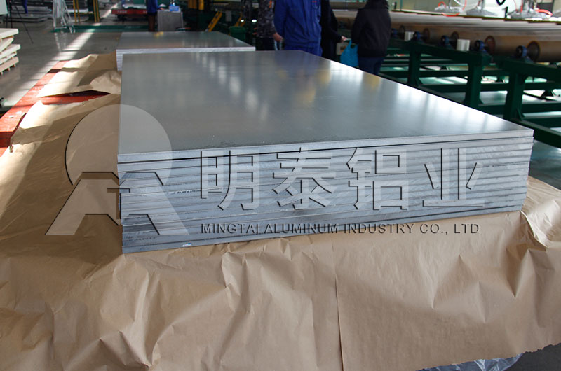 鋁板可以用在散熱器上嗎？散熱器鋁板選用哪個規(guī)格比較好？價格高嗎？